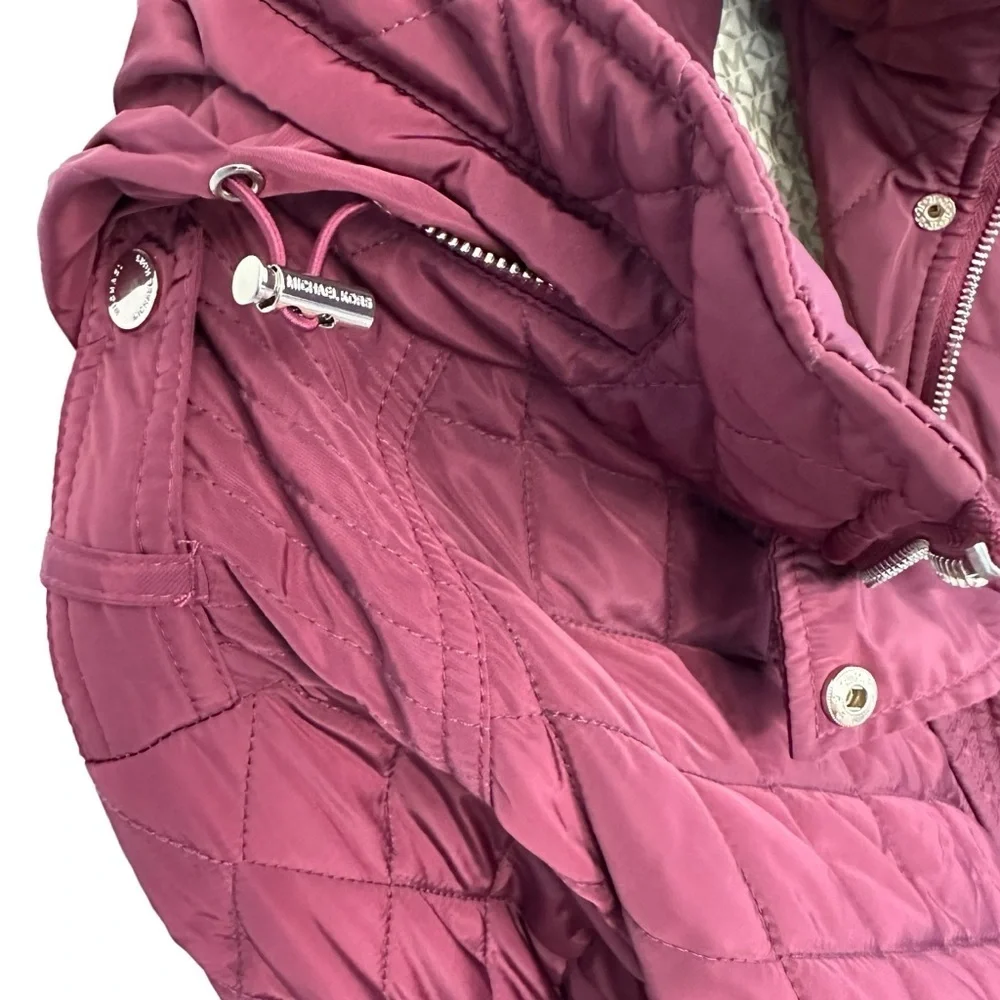 NWOT WOMENS MICHAEL KORS MAROON PUFFER COAT ZIP UP KNEE LENGTH W/ BELT & HOOD 1X - Picture 12 of 17
